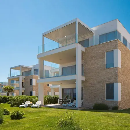 Apartamento Luxury Design Front Sukošan