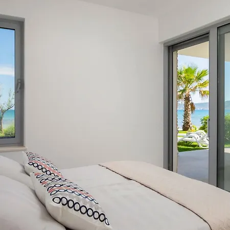 Luxury Design Front Sukošan