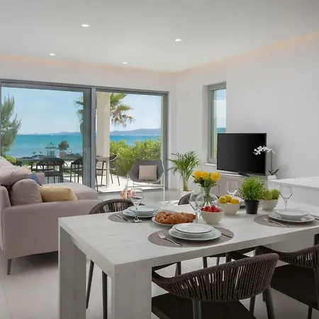 Apartamento Luxury Design Front Sukošan