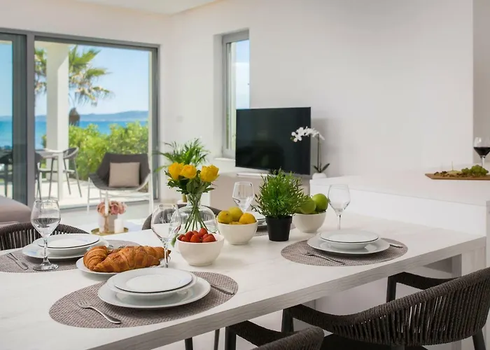 Luxury Design Front *