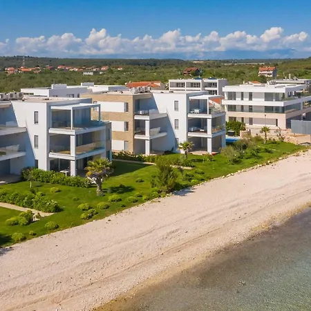 Luxury Design Front Appartement