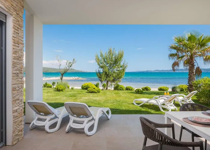 Luxury Design Front Sukošan